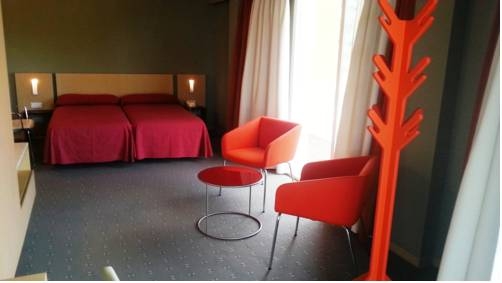 Imagen general del Hotel Montgo. Foto 15