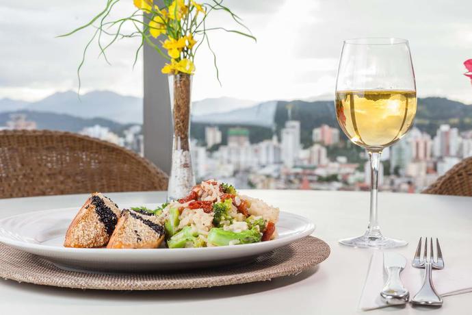 Imagen general del Hotel Monthez. Foto 5