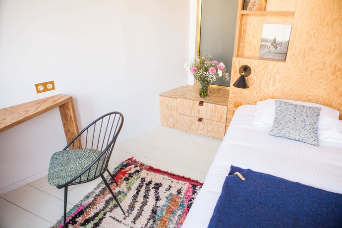 Imagen de la habitación del Hotel Montholon Paris. Foto 8