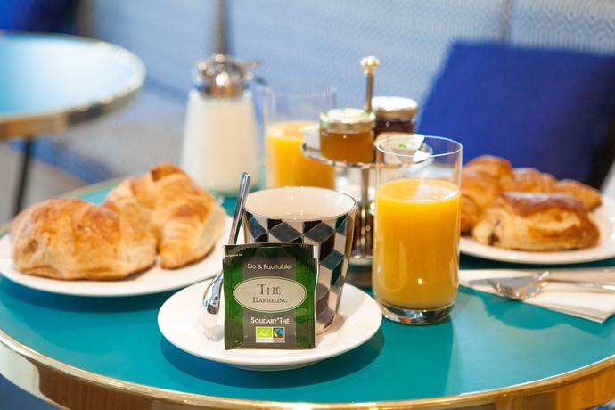 Imagen del bar/restaurante del Hotel Montholon Paris. Foto 2