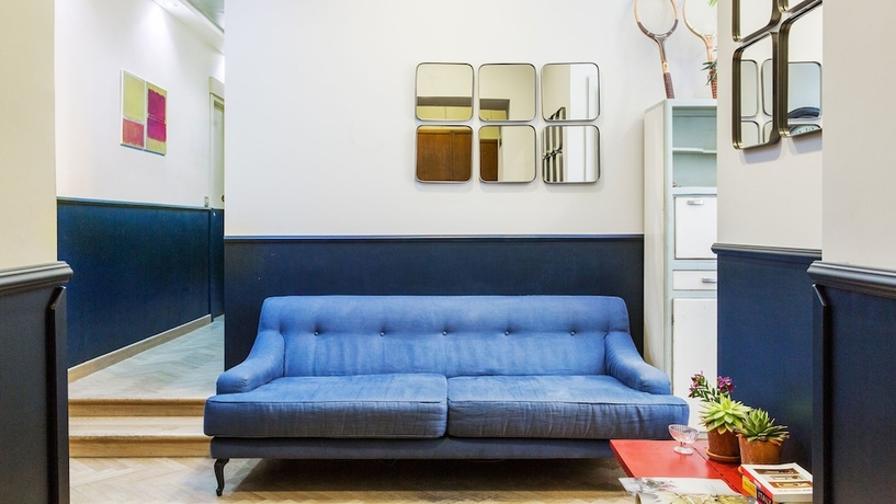 Imagen de los interiores del Hotel Monti First. Foto 18