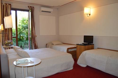 Imagen de la habitación del Hotel Monti, Lamporecchio. Foto 3