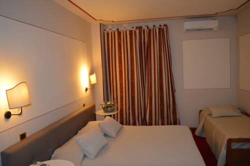 Imagen de la habitación del Hotel Monti, Lamporecchio. Foto 12