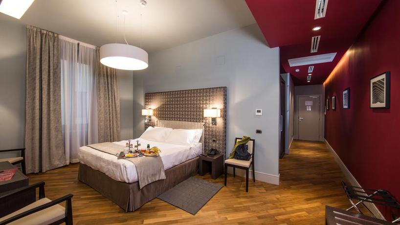 Imagen de la habitación del Hotel Monti Palace. Foto 6