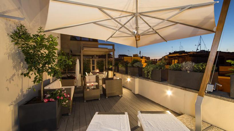 Imagen de los exteriores del Hotel Monti Palace. Foto 13