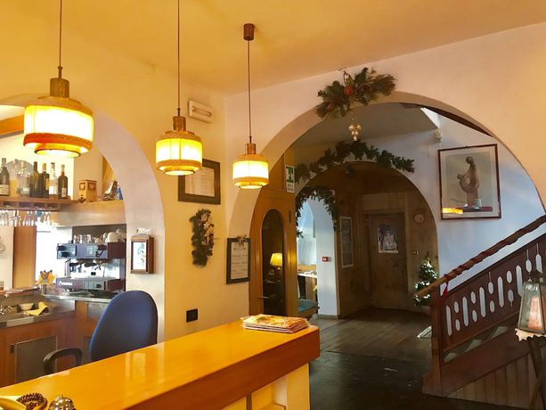 Imagen de los interiores del Hotel Monti Pallidi. Foto 20