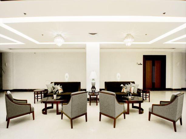 Imagen de los interiores del Hotel Monticello. Foto 6