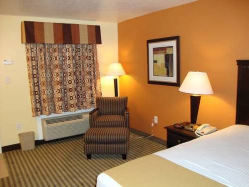 Imagen de la habitación del Hotel Montigo Inn. Foto 12