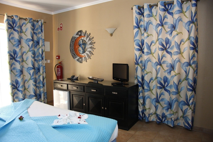 Imagen de la habitación del Hotel Montinho De Ouro. Foto 4