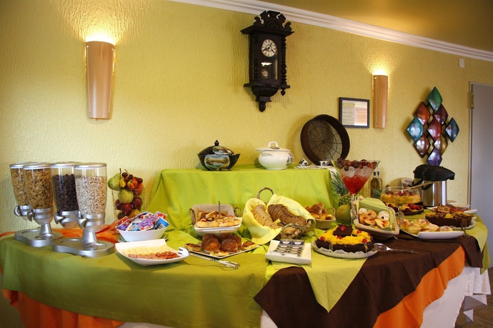 Imagen del bar/restaurante del Hotel Montinho De Ouro. Foto 2