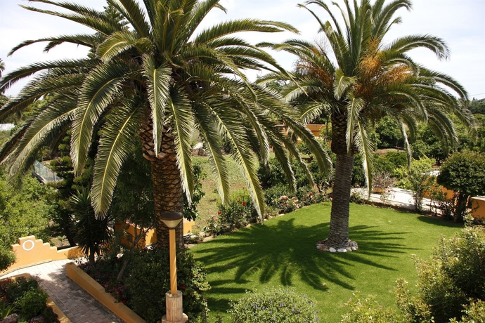 Imagen de los exteriores del Hotel Montinho De Ouro. Foto 11