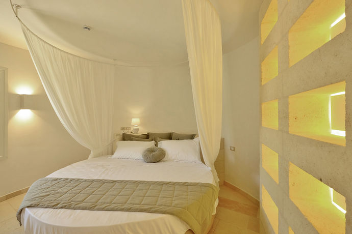 Imagen de la habitación del Hotel Montir&ograve;. Foto 2