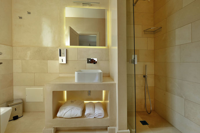Imagen de la habitación del Hotel Montir&ograve;. Foto 6