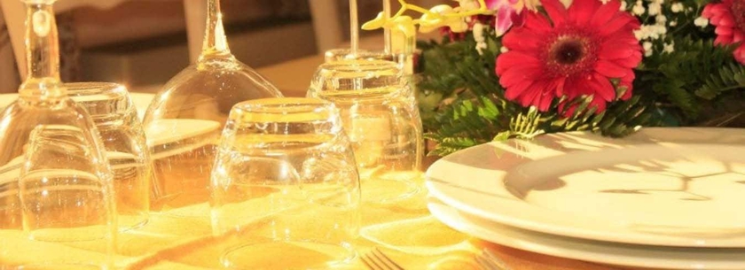 Imagen del bar/restaurante del Hotel Montiruju. Foto 6