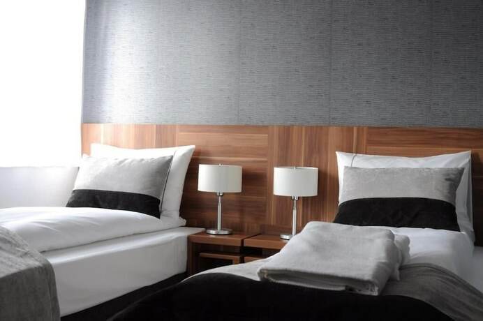 Imagen de la habitación del Hotel Montis. Foto 13