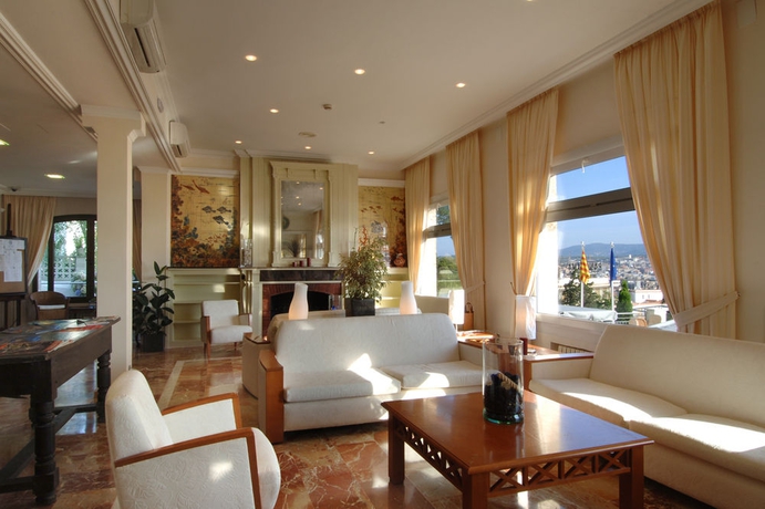 Imagen de los interiores del Hotel Montjoi. Foto 8