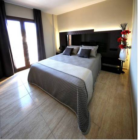 Imagen de la habitación del Hotel Montmar. Foto 3