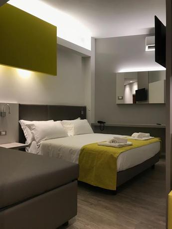 Imagen de la habitación del Hotel Montmartre, Rimini. Foto 5