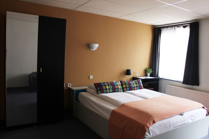 Imagen de la habitación del Hotel Montovani. Foto 6