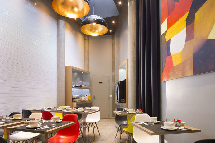 Imagen del bar/restaurante del Hotel Montparnasse St Germain. Foto 2