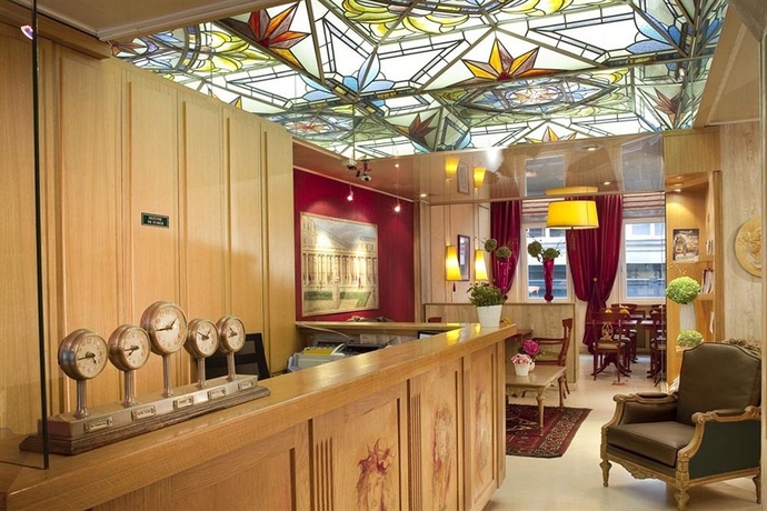 Imagen de los interiores del Hotel Montpensier. Foto 11