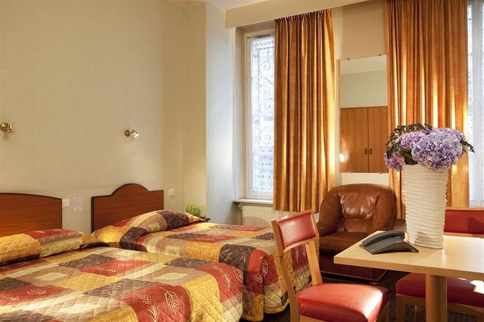 Imagen de la habitación del Hotel Montpensier. Foto 9