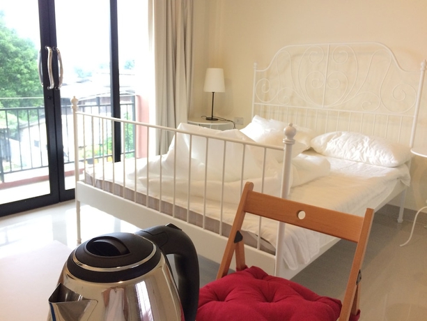 Imagen de la habitación del Hotel Montra Nakhon Guesthouse. Foto 13