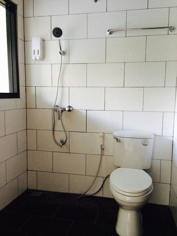Imagen de la habitación del Hotel Montra Nakhon Guesthouse. Foto 14
