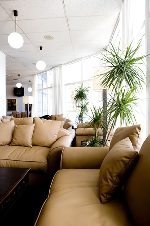 Imagen de los interiores del Hotel Montra Skaga. Foto 11