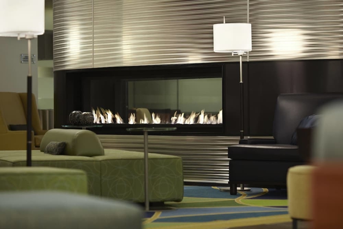 Imagen de los interiores del Hotel Montreal Airport Marriott In-terminal. Foto 15