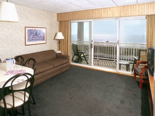 Imagen de la habitación del Hotel Montreal Beach Resort. Foto 5