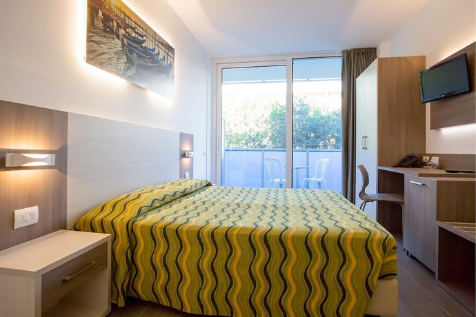 Imagen de la habitación del Hotel Montreal, Bibione. Foto 13