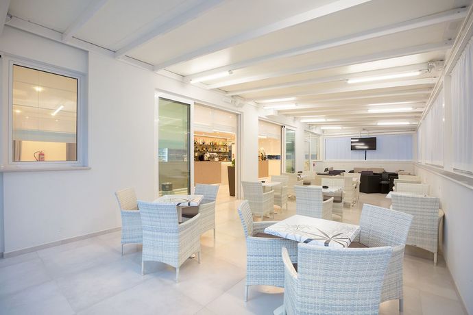 Imagen de los interiores del Hotel Montreal, Bibione. Foto 20