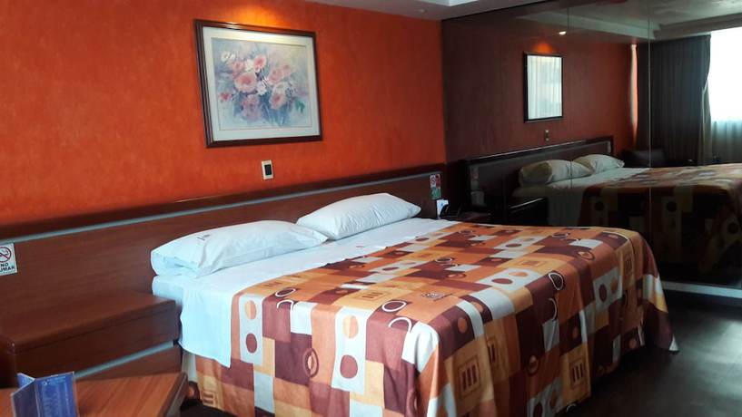 Imagen de la habitación del Hotel Montreal, Ciudad de M&eacute;xico. Foto 8