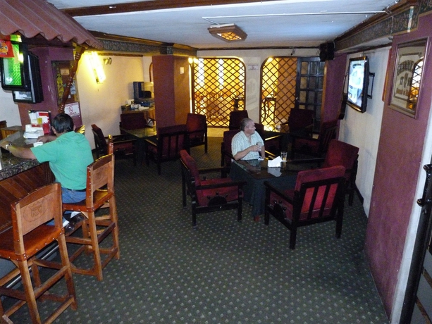 Imagen del bar/restaurante del Hotel Montreal, Ciudad de Panamá. Foto 9