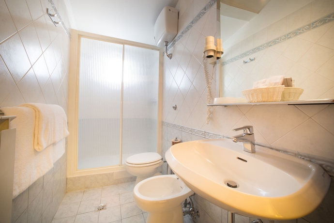 Imagen de la habitación del Hotel Montreal, Florencia. Foto 4