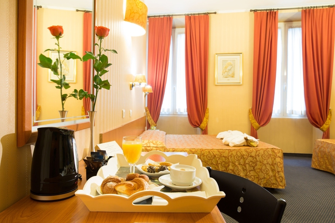 Imagen de la habitación del Hotel Montreal, Florencia. Foto 9