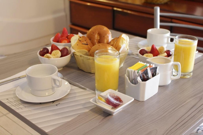 Imagen del bar/restaurante del Hotel Montreal Magdalena del Mar. Foto 4