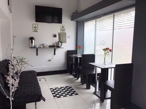 Imagen del bar/restaurante del Hotel Montreal Magdalena del Mar. Foto 5