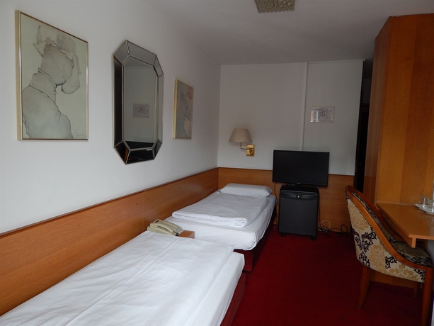 Imagen de la habitación del Hotel Montree. Foto 8