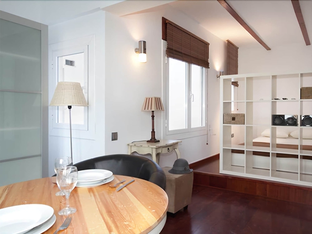 Imagen de la habitación del Hotel Montroig 1. Foto 2