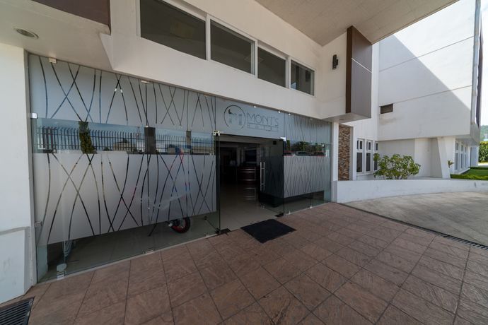 Imagen de los interiores del Hotel Mont\'s. Foto 19