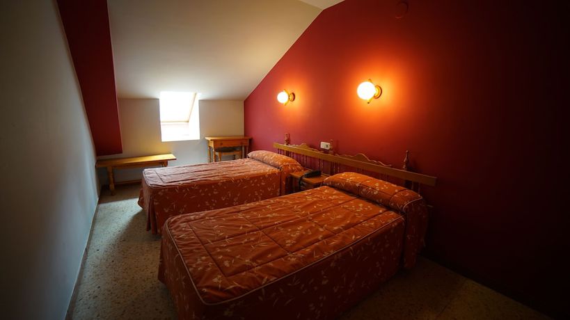 Imagen de la habitación del Hotel Montsant, Vilaller. Foto 7