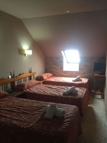 Imagen de la habitación del Hotel Montsant, Vilaller. Foto 11