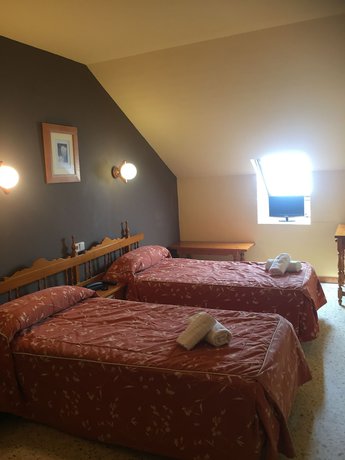 Imagen de la habitación del Hotel Montsant, Vilaller. Foto 17