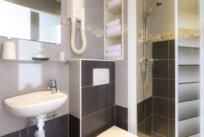 Imagen de la habitación del Hotel Montsouris Orleans. Foto 10