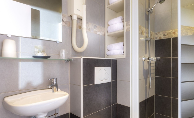 Imagen de la habitación del Hotel Montsouris Orleans. Foto 11