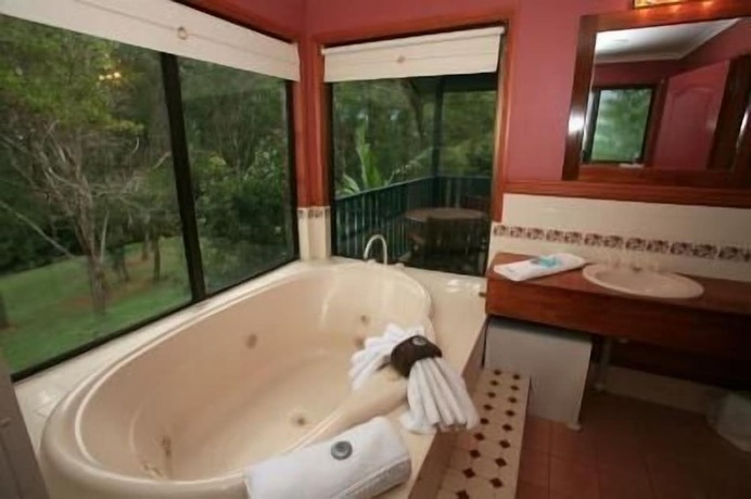 Imagen general del Hotel Montville Country Cabins. Foto 5