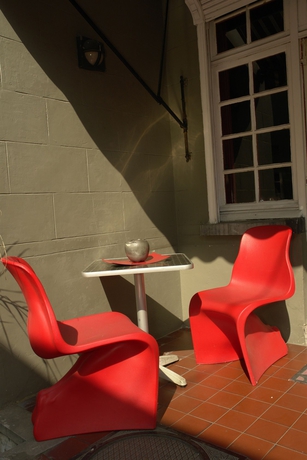 Imagen de los exteriores del Hotel Monty Small Design. Foto 7