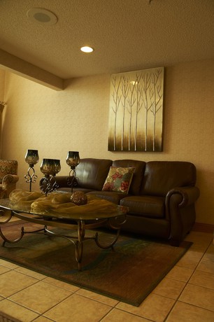 Imagen de los interiores del Hotel Monument Inn And Suites. Foto 16